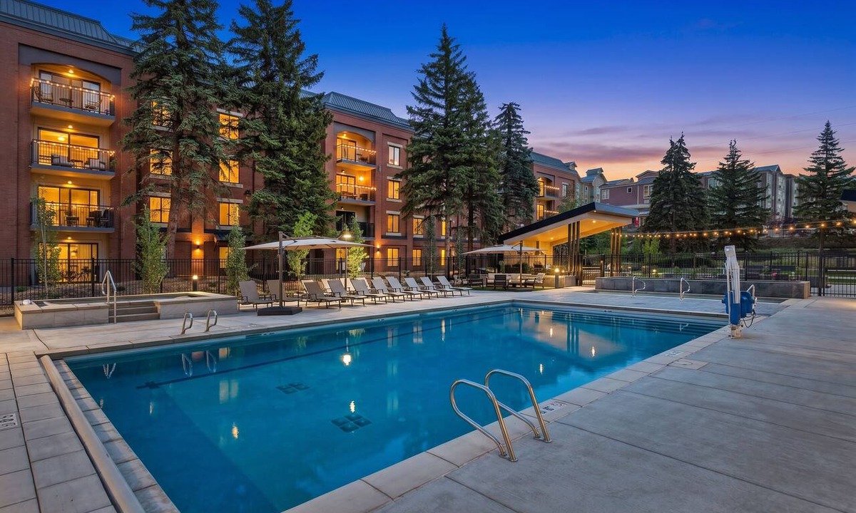 Downtown Park City Condo | Prime LOC-Town SKI Lift-Main Str-Heated Pool-Hot Tub open 12 months/year-WIFI
