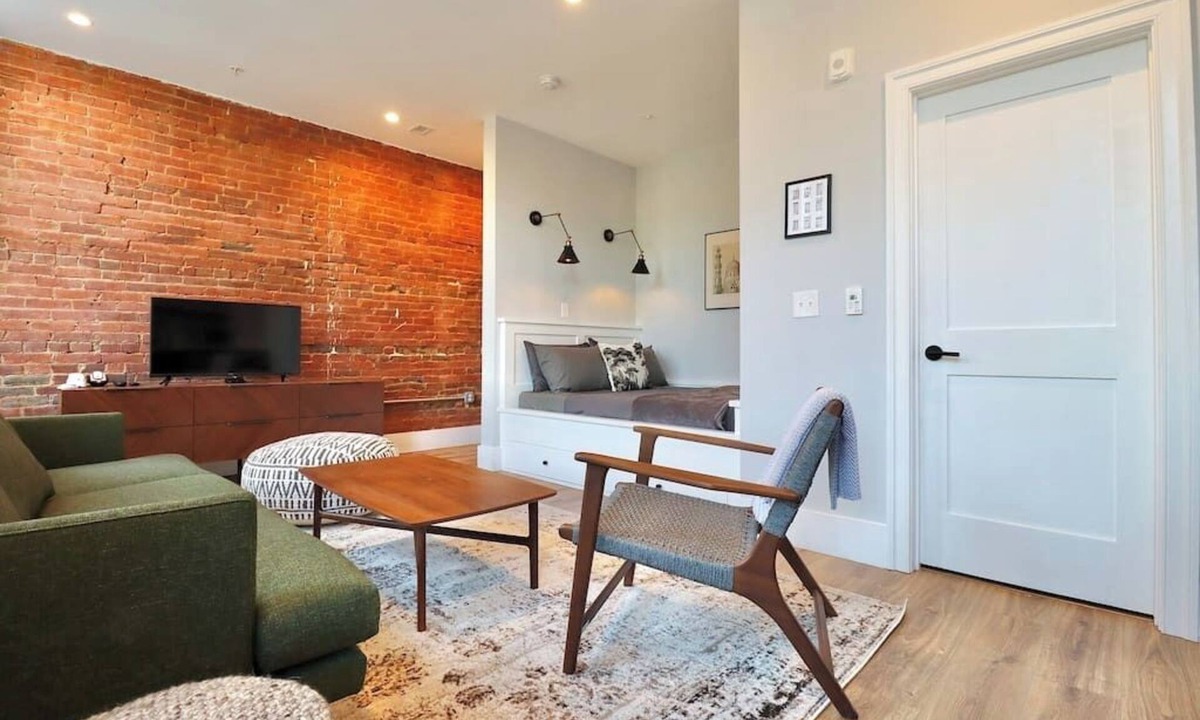 Old Town Alexandria House | Prince Street Inn, Entire Building