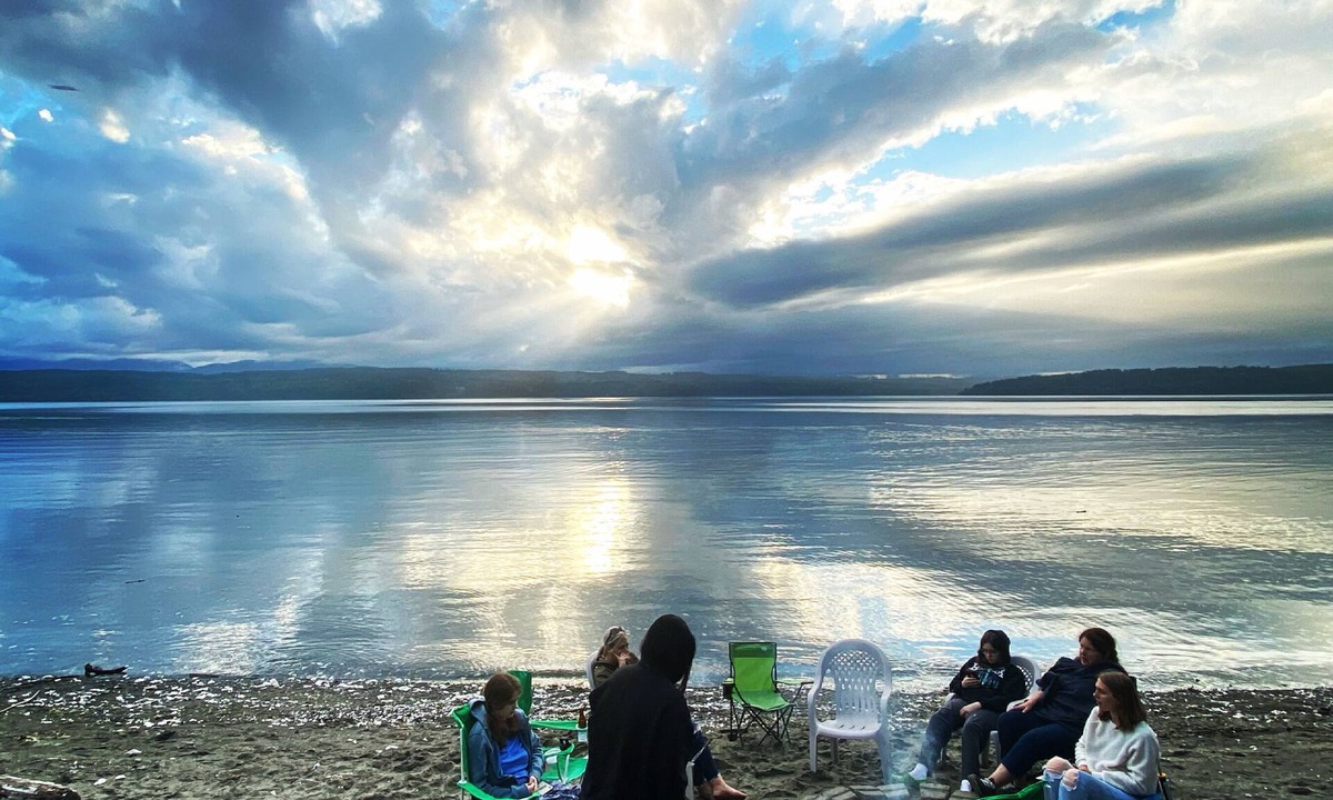 Poulsbo Cottage | Pristine Olympic Mountains and Hood Canal views from waterfront cottage
