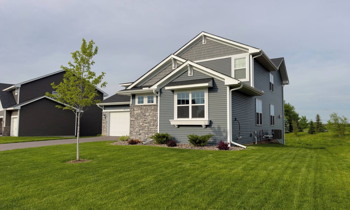 Dayton House | Pristine Spacious Home and Private Attached Suite