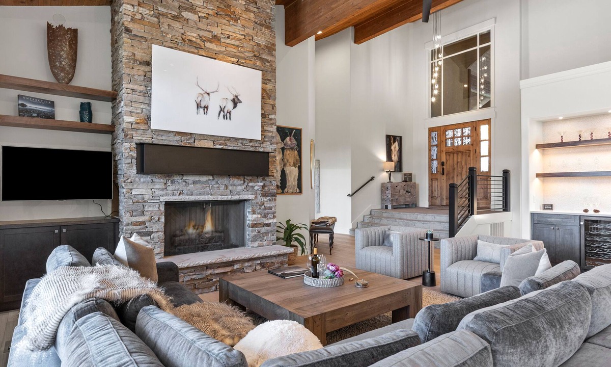 Park Meadows House | Private Hot Tub + Bonus Room + Biking Trails! Last Sun at the Cove 2649