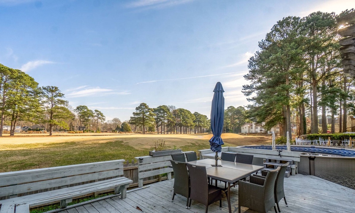 Fentress House | Private pool on golf course minutes from VB town center! Verizon Fios internet!