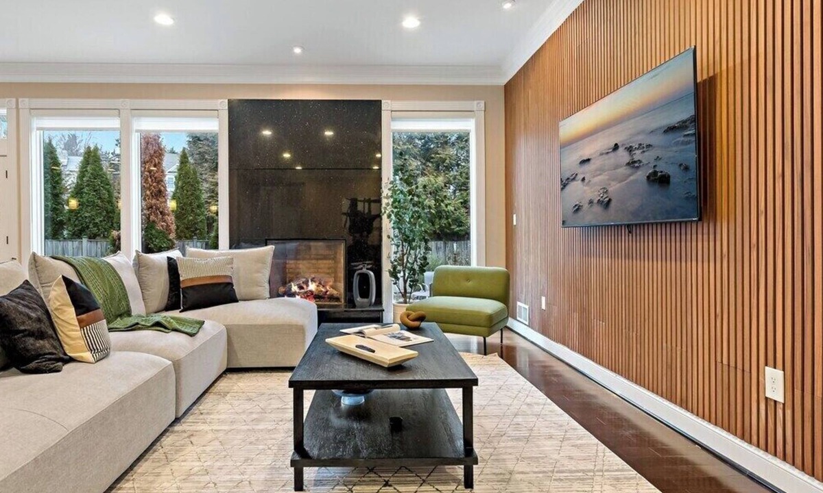 McLean House | Private Theatre | 6 bedrooms | Yoga Room | Luxury