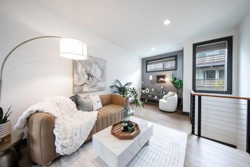East Queen Anne House | Queen Anne Modern Family Home Free Parking - SLU - Gym