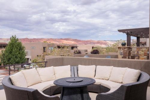 St. George House | Red Rock Getaway
