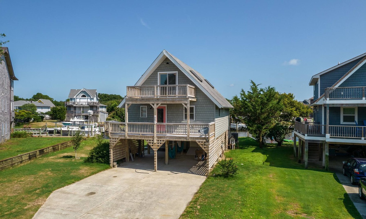 Nags Head Cottage | REEL Good Vibes Canal-Front Cottage in Nags Head