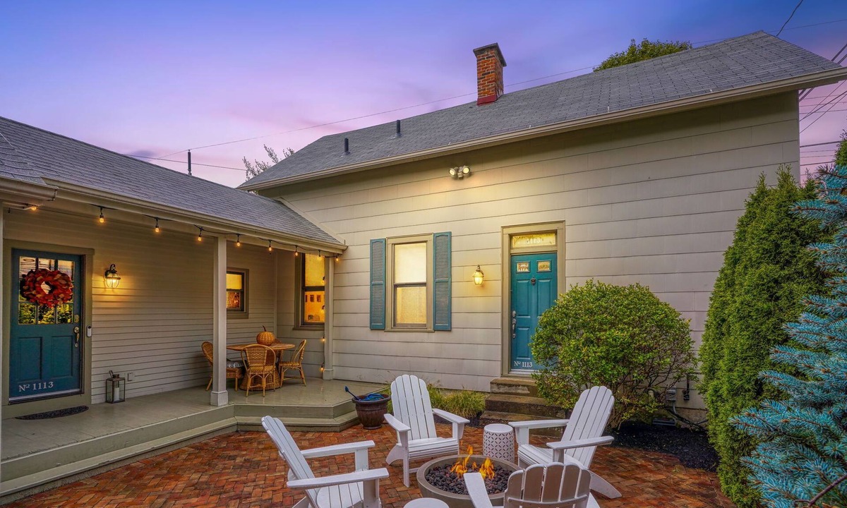 German Village Cottage | Relax! You've just found the perfect German Village Getaway Home