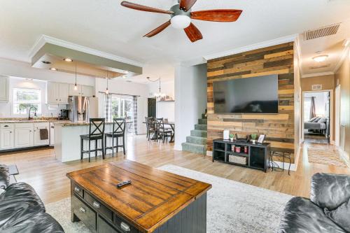Sunshine House | Remote-Work Friendly: Lehigh Acres Family Home