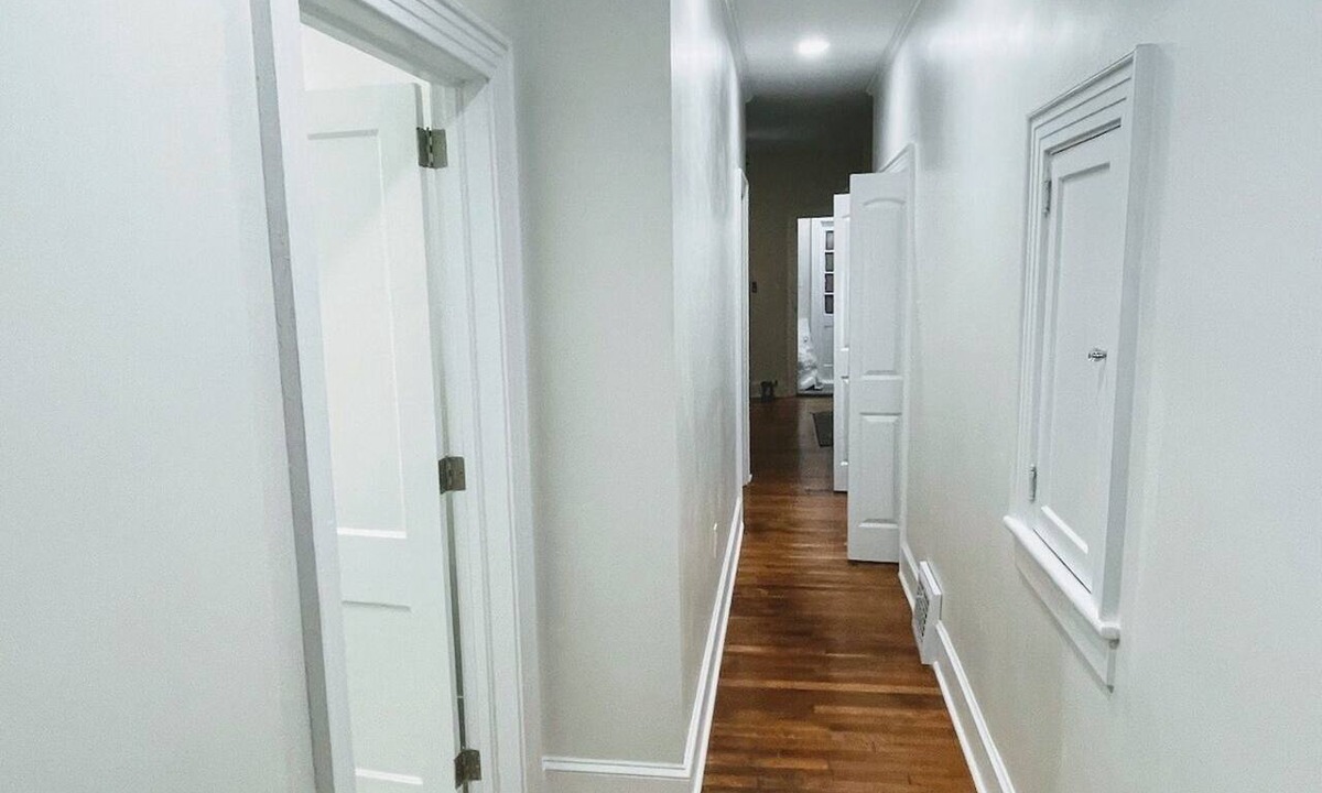 Forest Hills Apartment | Renovated, Clean 1 bedroom in Forest Hills - A