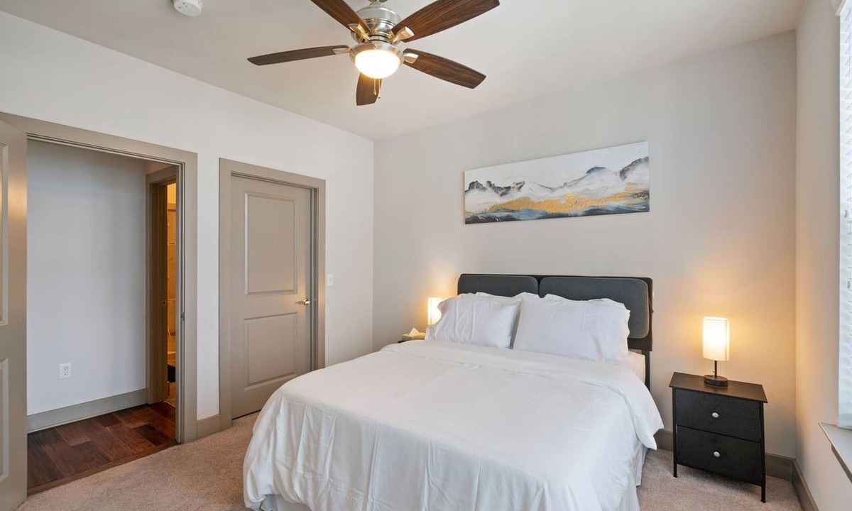 Woodbridge Bed & Breakfast | Retreat | Pool & Gym | Free-Parking