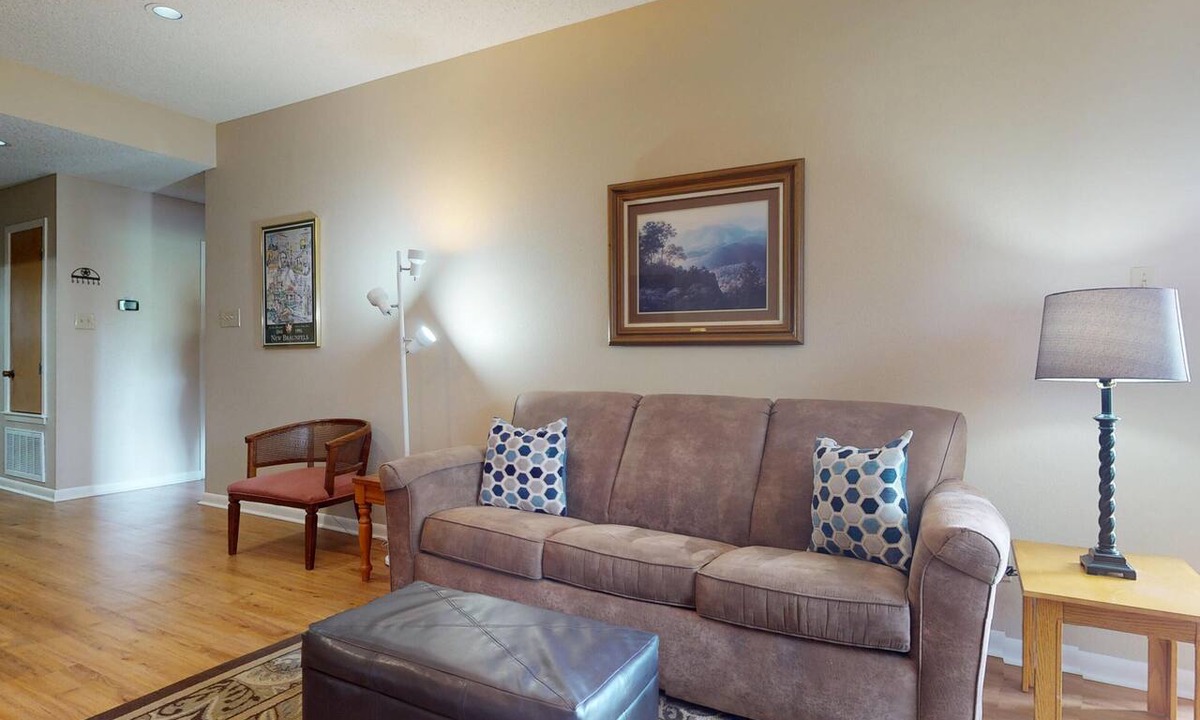 New Braunfels Condo | River City Resorts: CW B210 : Free Tubes with Rental!