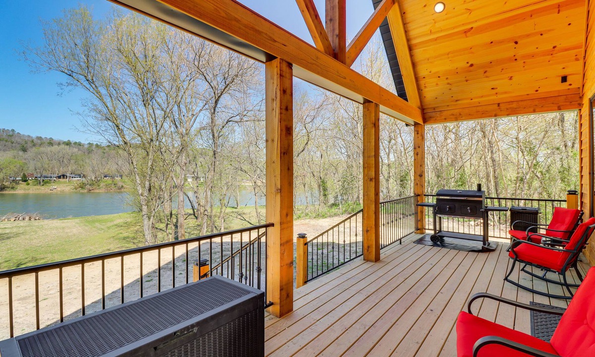 Boswell Cabin | Riverfront Mountain View Cabin w/Deck & Grill!