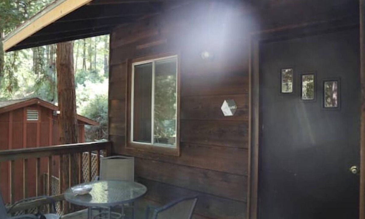 Garberville Cabin | "Riverstone" Cabin River Access In Redwoods WiFi