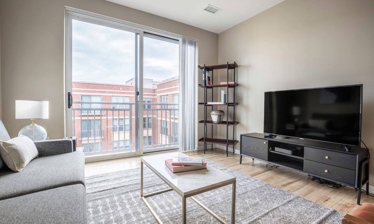 Near Northeast Apartment | Roomy NoMa 1BR w/Gym, Doorman, Garden, nr. Union Station, by Blueground