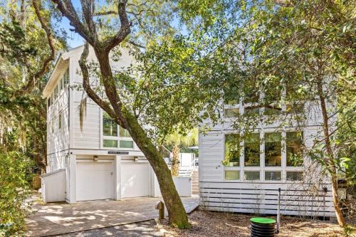 Bald Head Island House | Sandy Cheeks