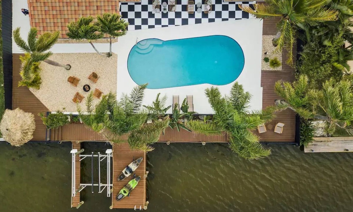 Cocoa Beach House | Seasons in the Sun - Cocoa Beach, Florida