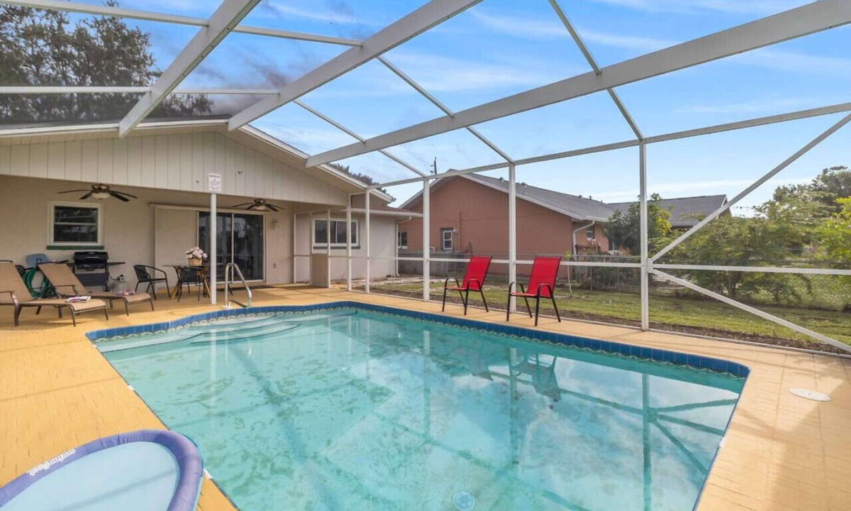 Port Charlotte Villa | Secret Oasis canal front and heated pool