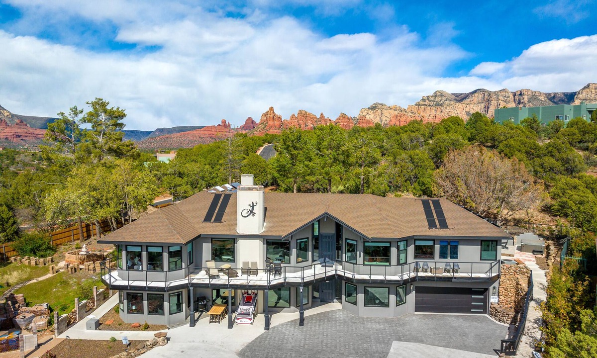 Sedona House | Sedona Retreat Oasis! Spacious home - ideal for large parties & retreats!