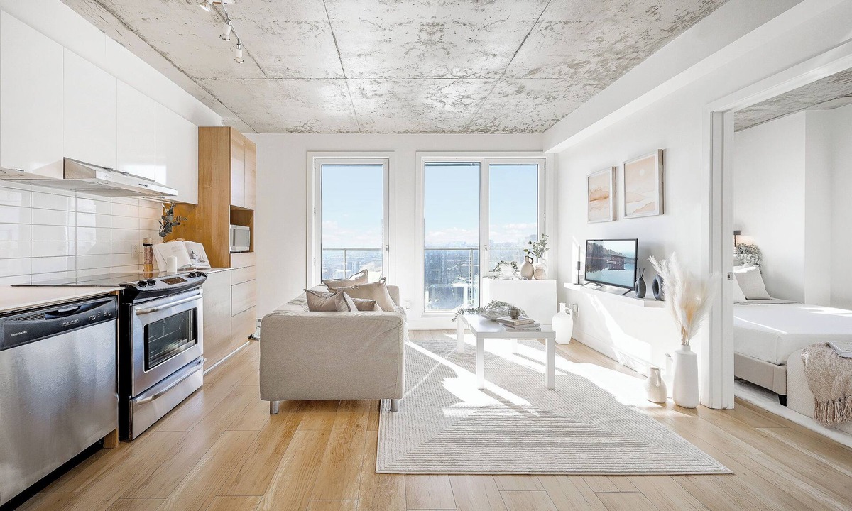 Downtown Montreal Apartment | Serene Scandinavian-Downtown Montreal-Free Parking