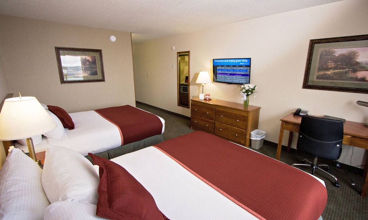 Drayton Valley Hotel | Service Plus Inns & Suites Drayton Valley