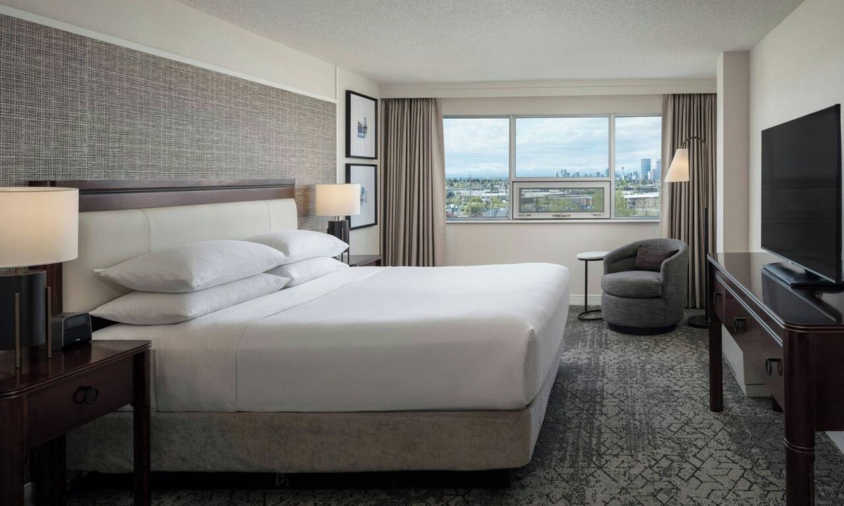 Calgary Hotel | Sheraton Cavalier Calgary Hotel