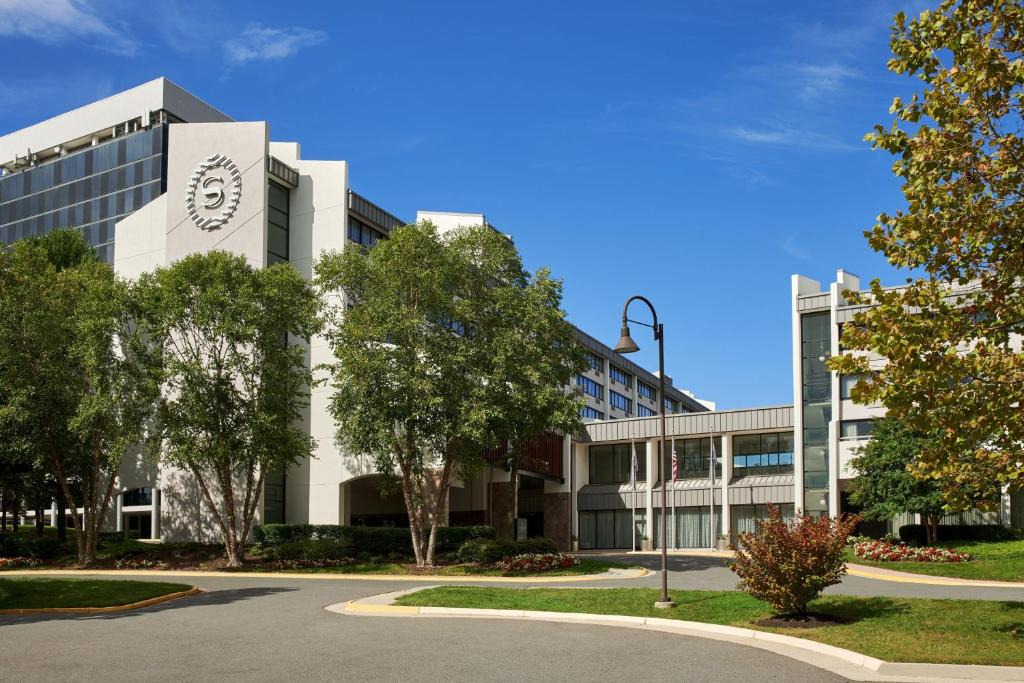 Reston Hotel | Sheraton Reston
