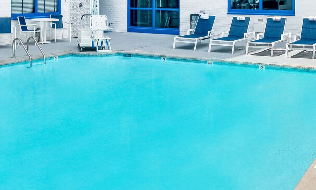 Dupont Circle Hotel | Short Walk to Dupon Circle | 2 Relaxing Unit Ready For Family Stay | Pool