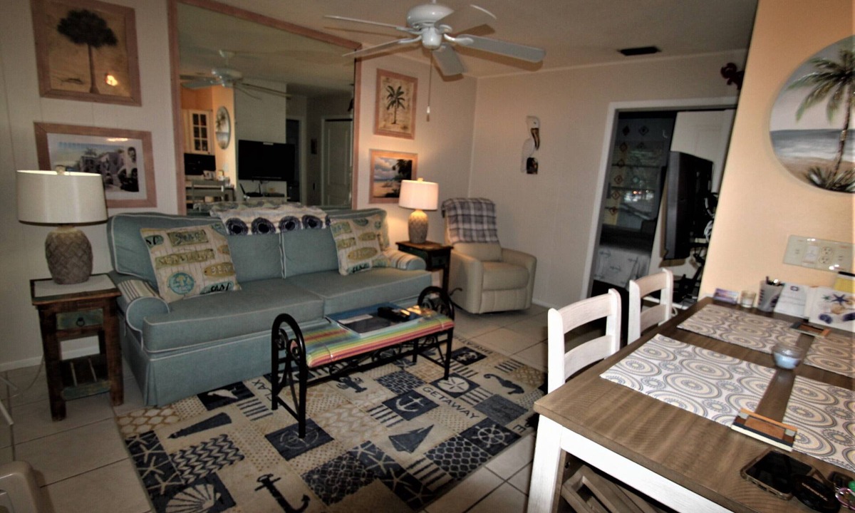 Siesta Key Condo | Siesta Key Couple's Get Away!