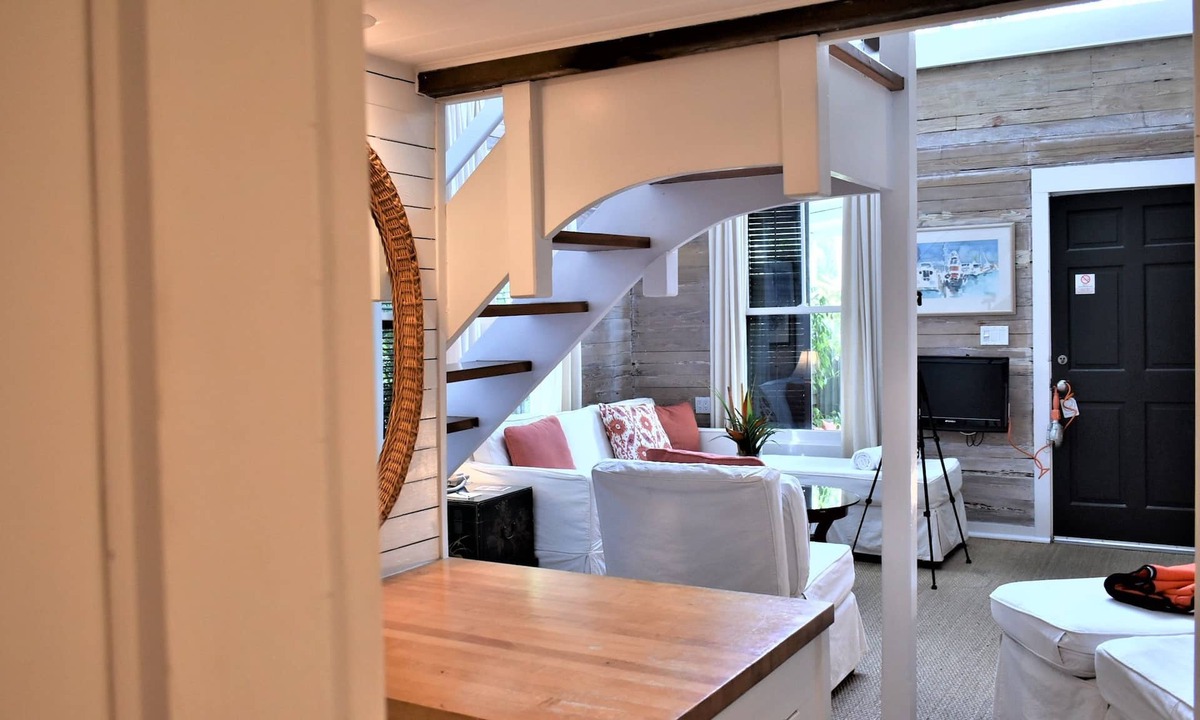 Historic Seaport Hotel | Simonton Court Historic Inn & Cottages
