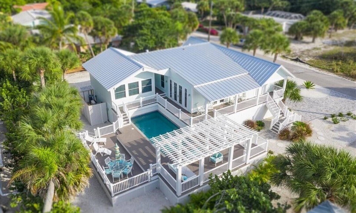 Boca Grande House | Single Family Home | Private Pool | Close to Boca Grande Village | Sleeps 6