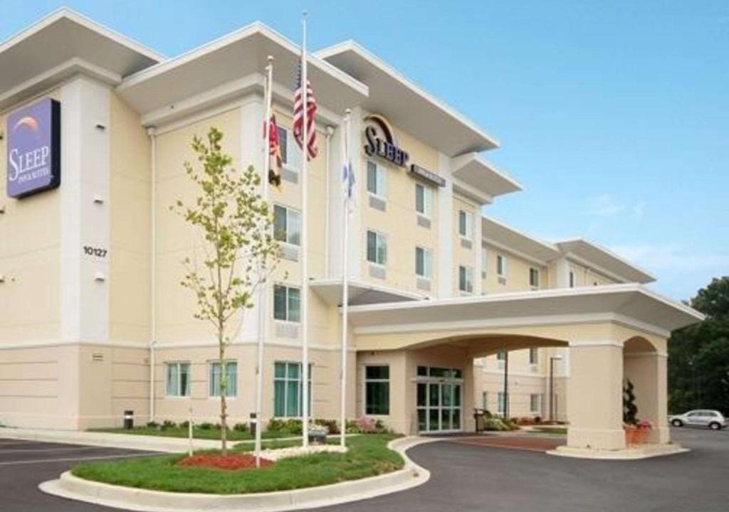 Laurel Hotel | Sleep Inn & Suites Laurel near Fort Meade