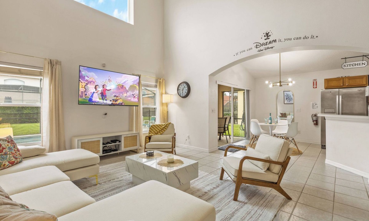 Solana Villa | SO239CA - 5 bedrm - Large Pool Home | Gated Community | Game Room