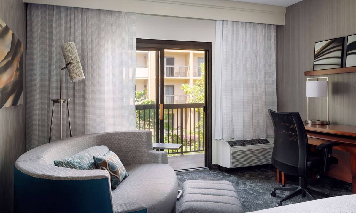Whippany Hotel | Sonesta Select Whippany Hanover