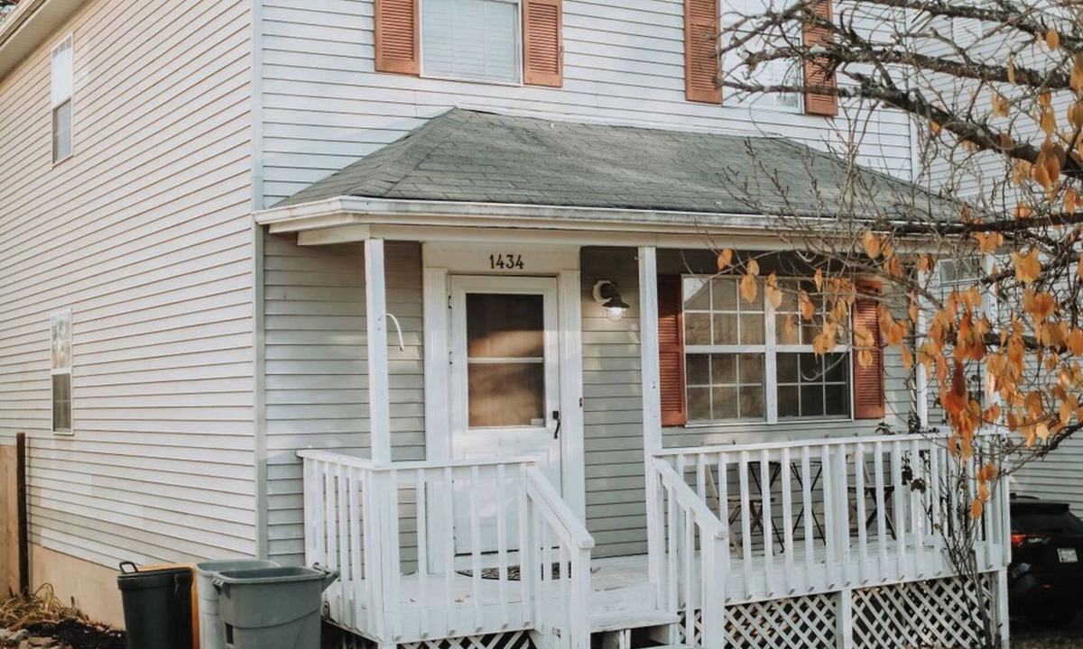 Severn House | Spacious 3-Bedroom, 1.5-Bath Home in Central Maryland with Screened Porch & More