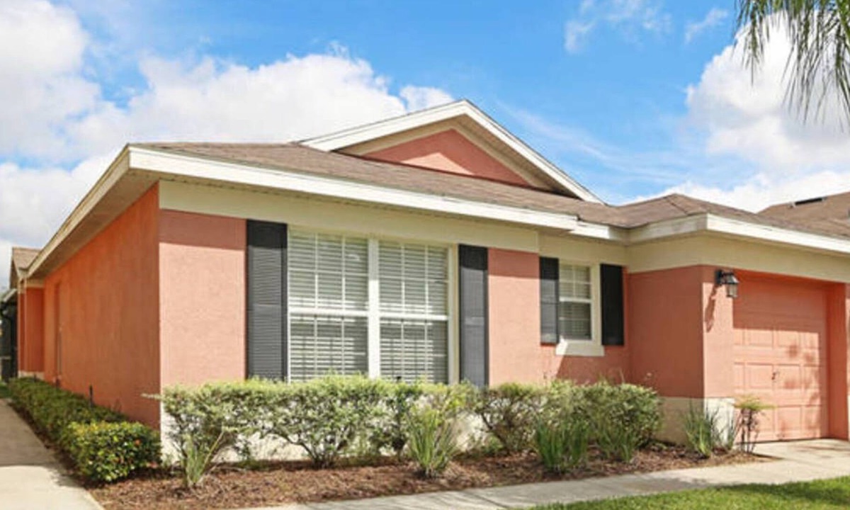 Sandy Ridge Villa | Spacious 3 Bedroom Private Pool Located Less than 15 Minutes From the Disney Entrance