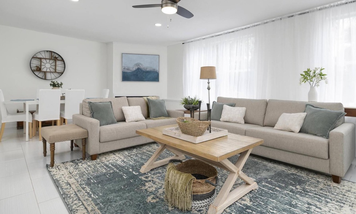 Riverview Estates House | Spacious 4-bedroom home with Pool