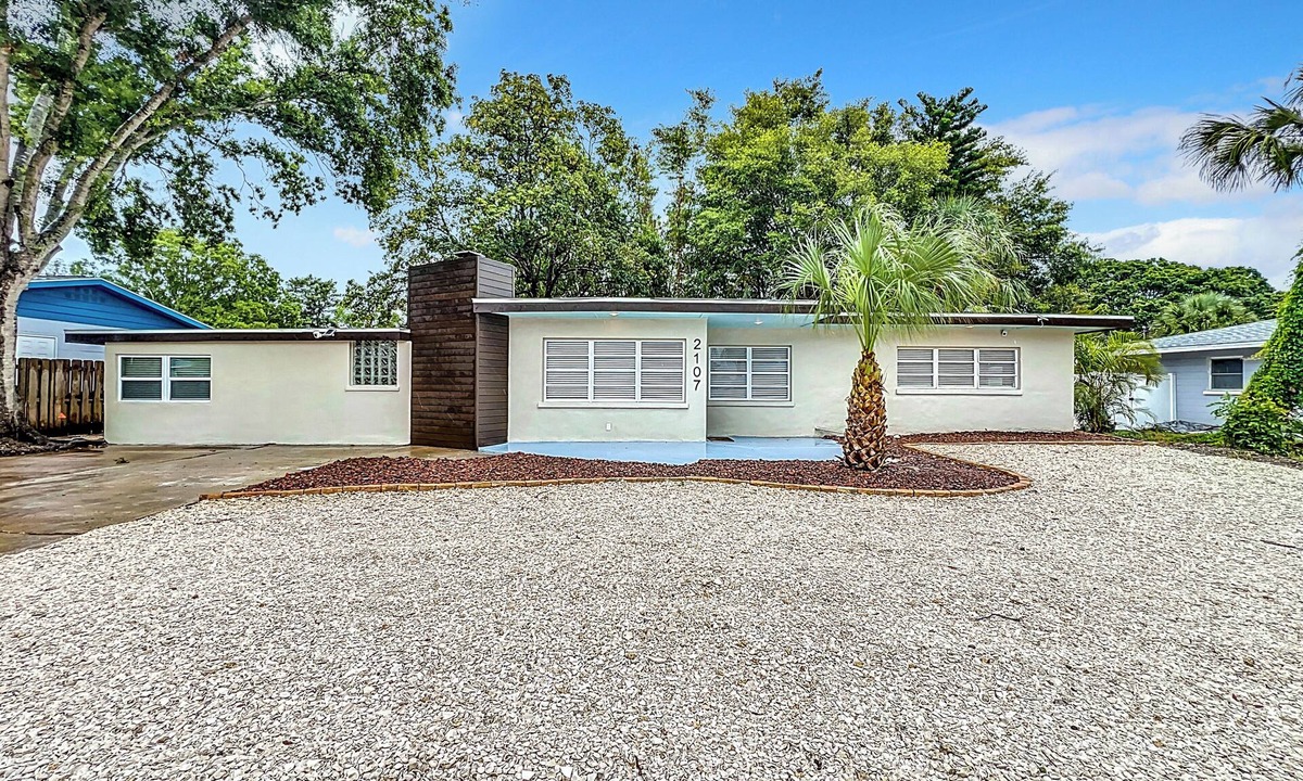 South Sarasota House | Spacious 4BR Getaway Close to Siesta Key