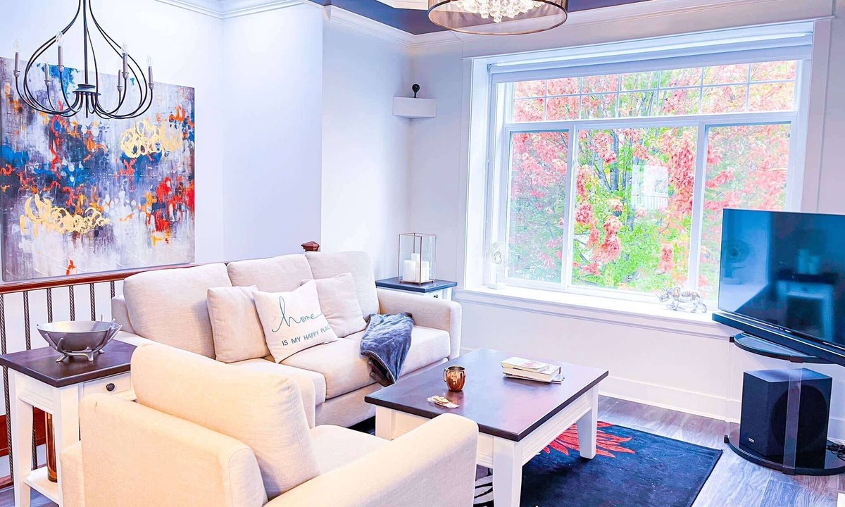 Renfrew-Collingwood House | Spacious Family Home in Vancouver