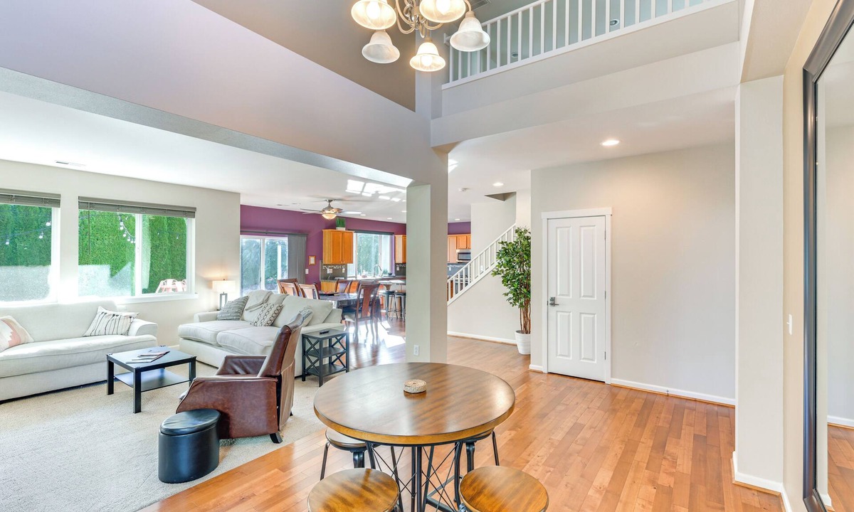 Kent Cottage | Spacious Kent Home Near Seatac Airport w/Patio