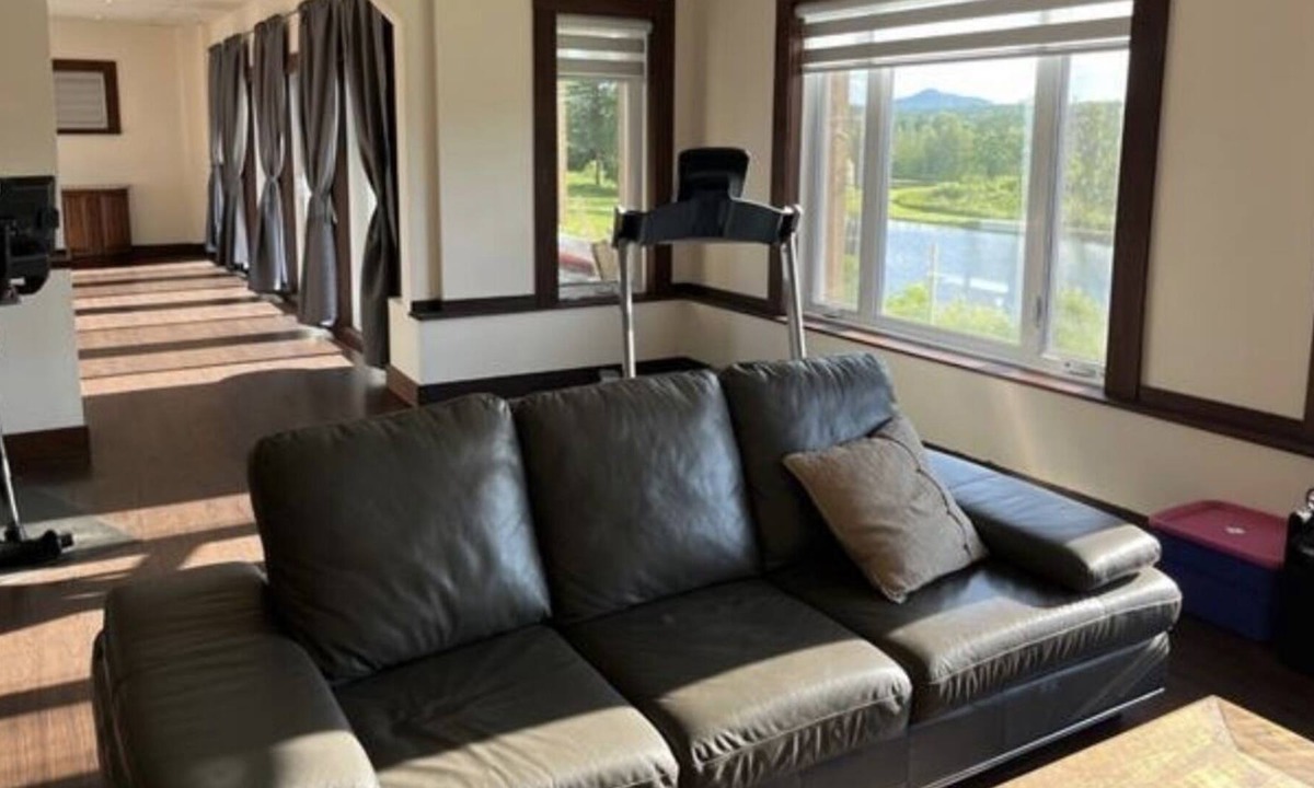 Sutton Cottage | Spectacular & Peaceful cottage with Lake!