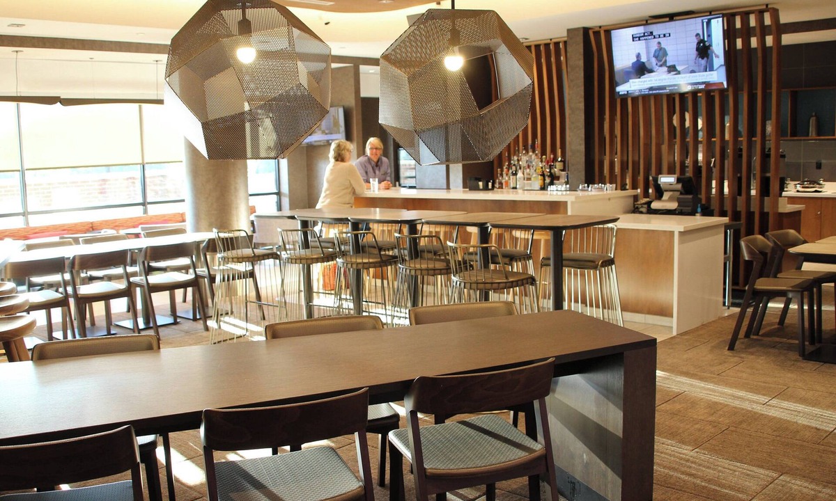 Middle River Hotel | SpringHill Suites Baltimore White Marsh/Middle River