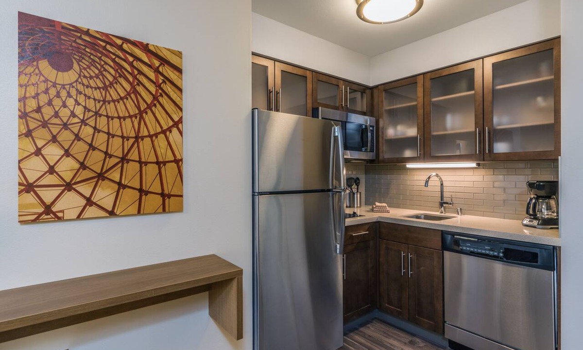 Midtown Anchorage Hotel | Staybridge Suites Anchorage by IHG