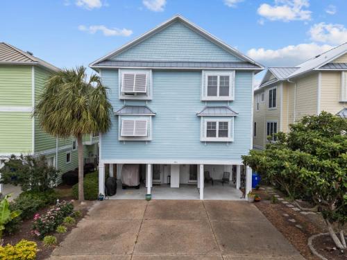 Wilmington Beach Villa | Steps to the Sand in Carolina Beach Sleeps 10 Villa