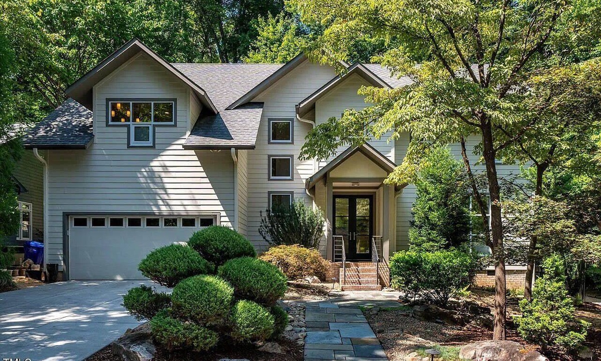 Carrboro House | Stunning Furnished Contemporary Home for Long-Term Rental - Walk/Bike to UNC