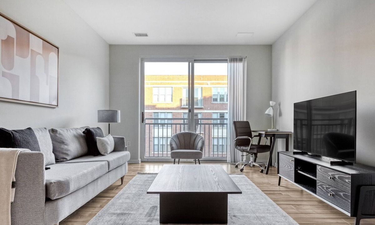 Near Northeast Apartment | Stunning H Street 1BR w/W/D & Gym, walk to Union Station, by Blueground