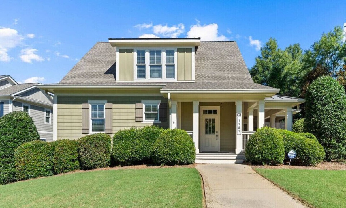 Reynolds Landing Cottage | Stylish 3BR Retreat in Reynolds Landing - Greensboro GA