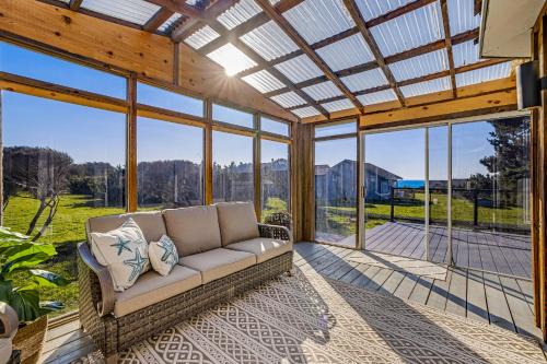 Fort Bragg House | Stylish House with Ocean Views Hot Tub Game Room