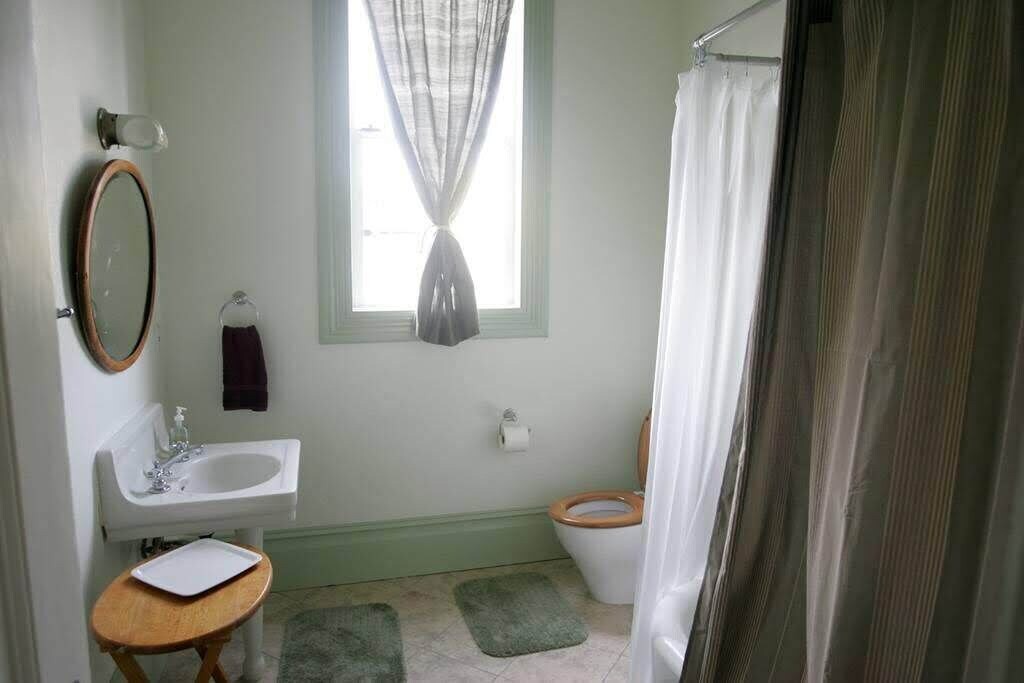 Mission District House | Sunny Mission District Suite