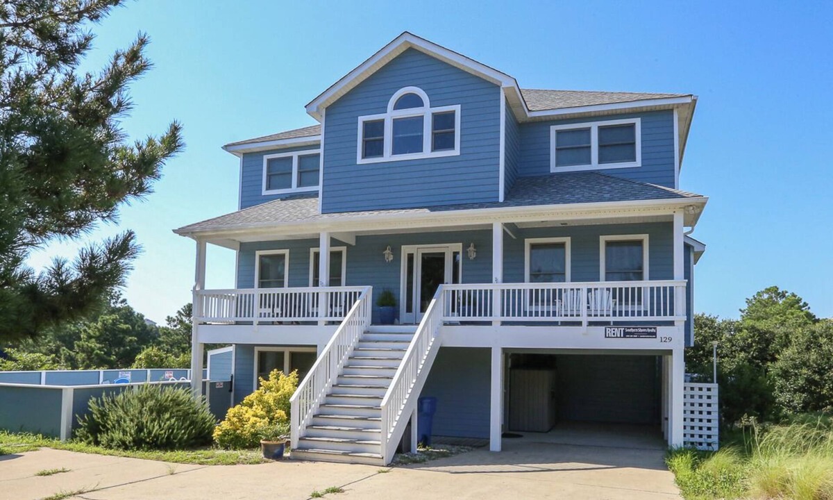 Tuckahoe House | Sunset Views, 7 BR Soundside home with pool and hot tub!