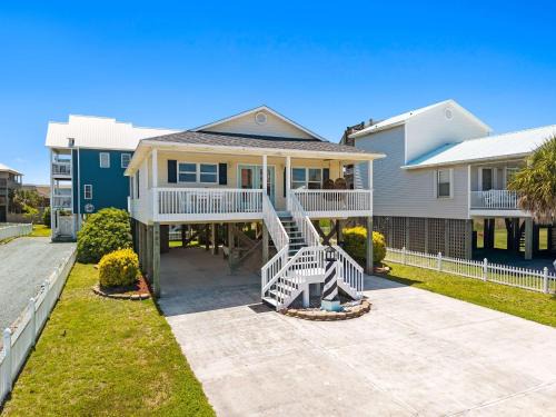 Surf City House | Surfside Serenity Villa - Steps to the Beach